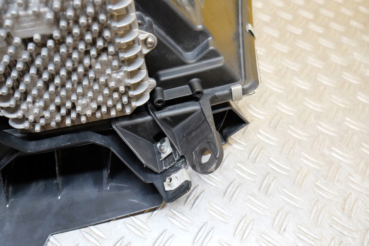 фото №14, Dodge ram 1500 2019- фара лампа mid led чорний ліва usa