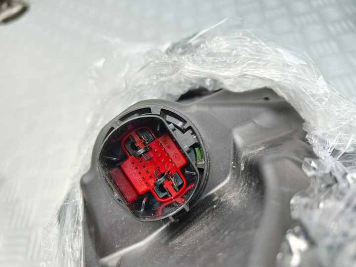 фото №14, Jaguar f-pace xf x260 x761 2021-2024 фара лампа low led права usa