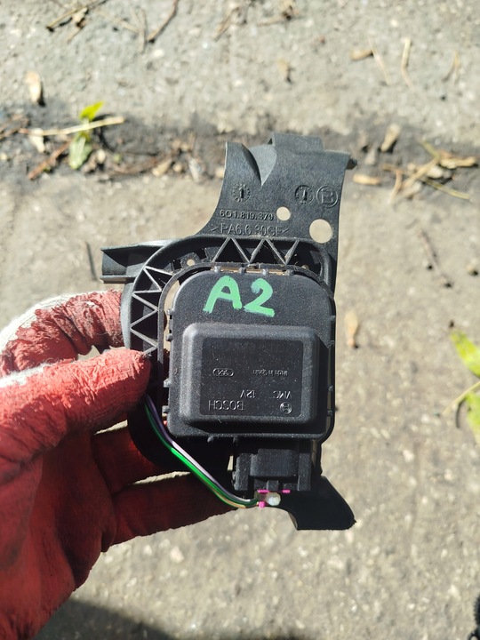 фото №1, Моторчик воздуховод нагревателя audi a2 6q1907511b