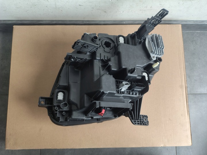 фото №9, Полный led smart forfour fortwo iii рестайлинг фара правая европа a4539069801