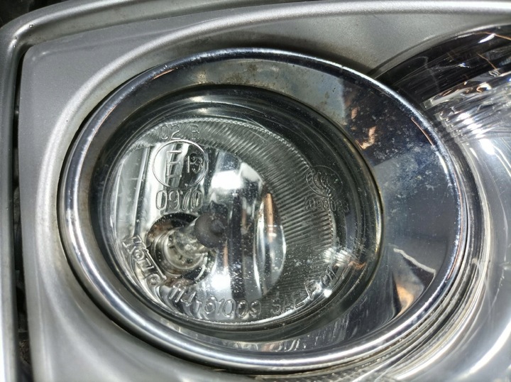 фото №8, Mazda cx-7 рестайлинг решётка бампера галоген правые поворотник 210-41606