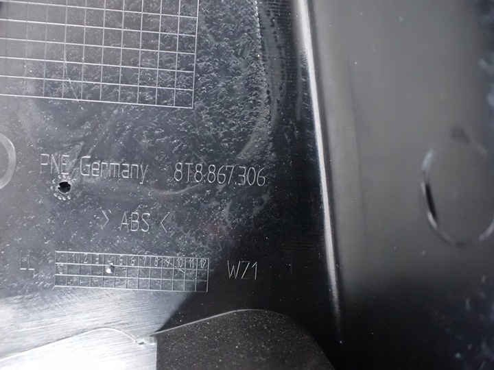 фото №12, Оббивка боковина двері праві зад audi a5 8t 8t8867306 європа