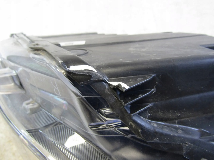 фото №13, Volvo xc40 лампа правая полный led 17r-- 31655982