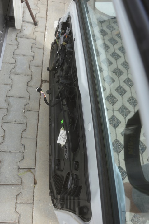 фото №7, Ford fiesta mk7 3d двері правий перед eu 68um