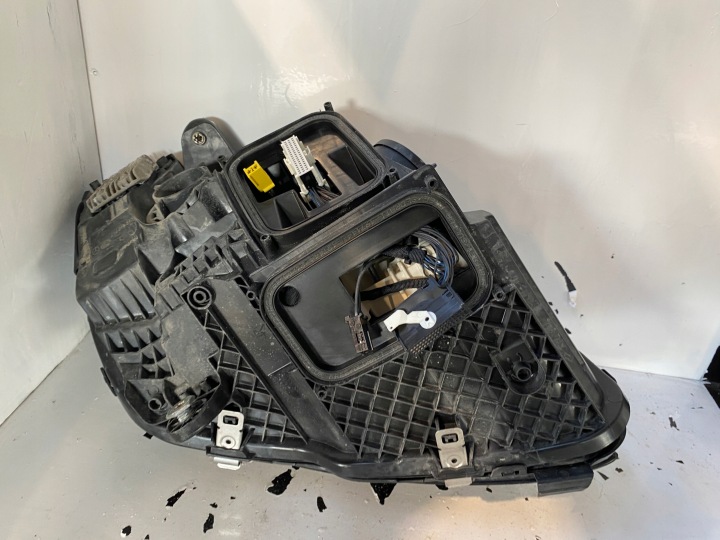 фото №14, Mercedes w205 рестайлінг фара ліві перед multibeam led a2059061506