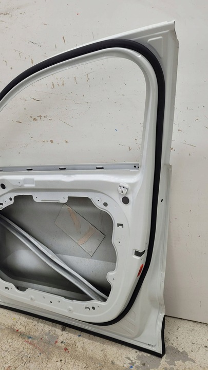 фото №9, Volvo xc40 2017+ дверь перед передние правые планка