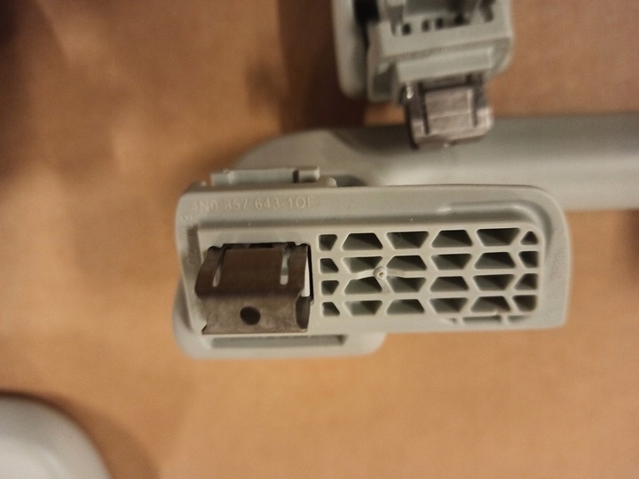 фото №6, Audi a8 d5 ручки стеля комплект 4n0857643