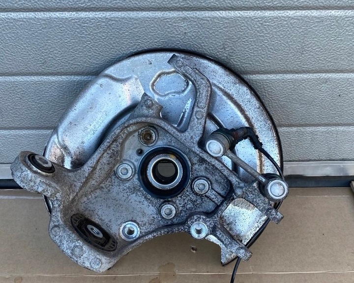 фото №1, Volvo xc60 ii xc90 ii поворотный кулак левый зад 4x4 awd 31658319