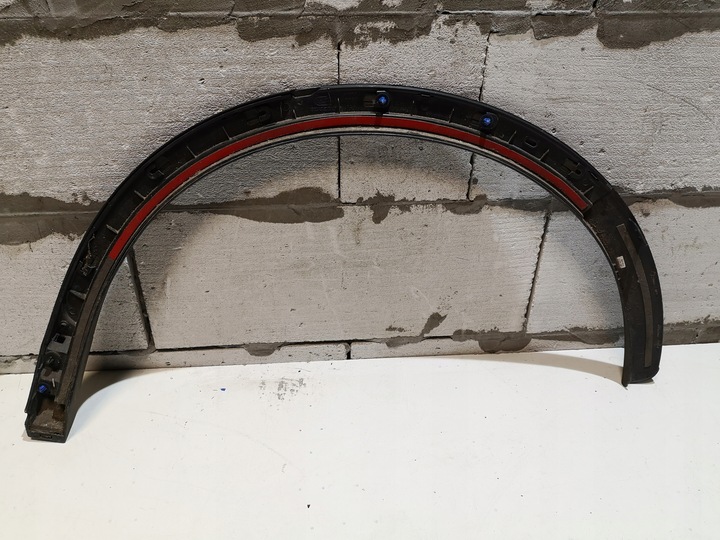 фото №5, Планка крыльев правый зад audi q3 8v0853818