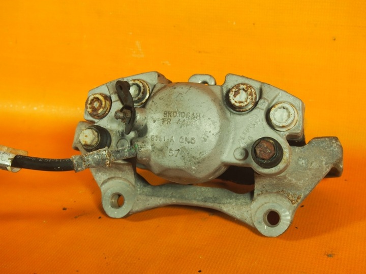 фото №14, Audi a5 8t суппорт тормозной перед pr 8k0615106ah