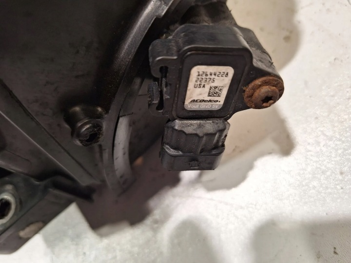 фото №6, Колектор впускний  55584978 opel corsa d a12xer 06-