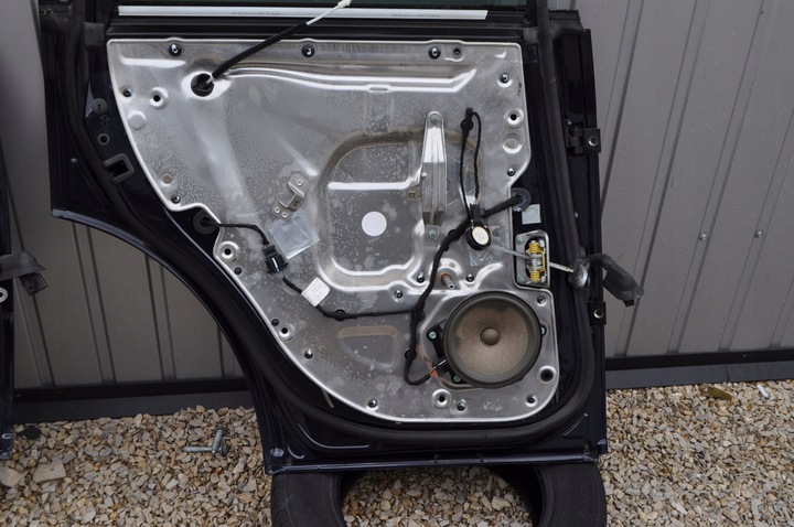 фото №10, Audi a2 дверь левый зад ly5k