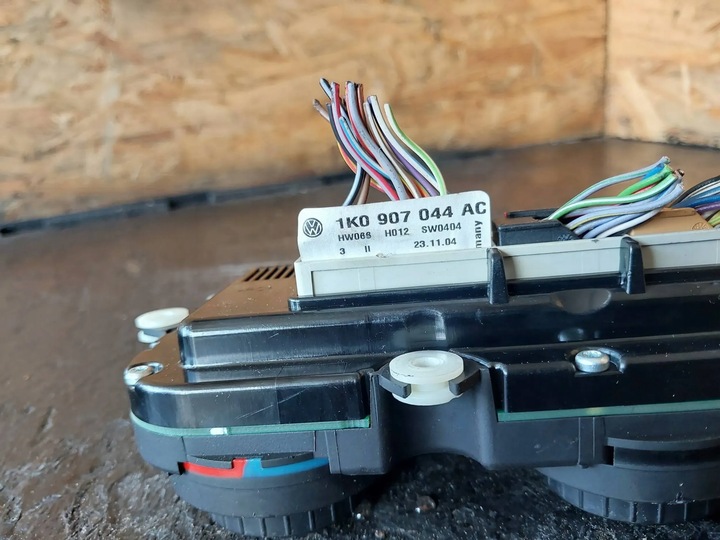 фото №13, Панель кондиціонера повітропровід volkswagen touran i 1k0907044ac