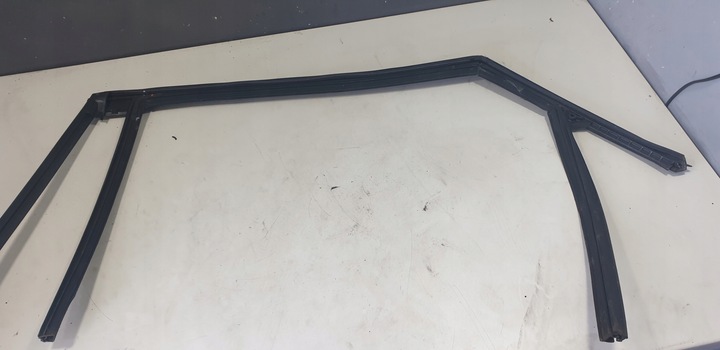 фото №4, Citroen ds5 прокладка скла праві зад рамка