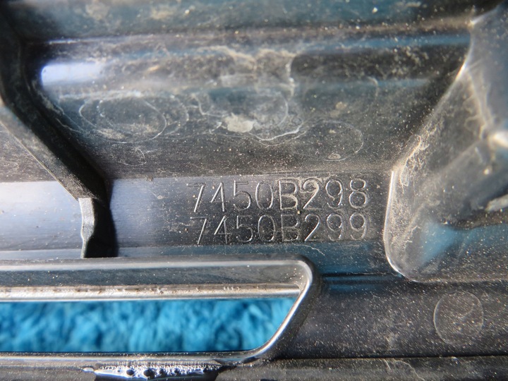 фото №12, Outlander 3 iii рестайлинг 2018- решётка радиатора оригинал