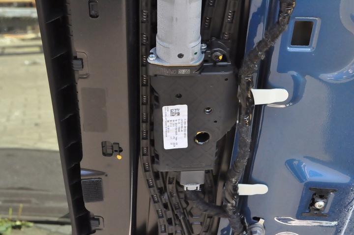 фото №4, Ford focus mk4 st хэтчбек 5d крыша панорама солнечный