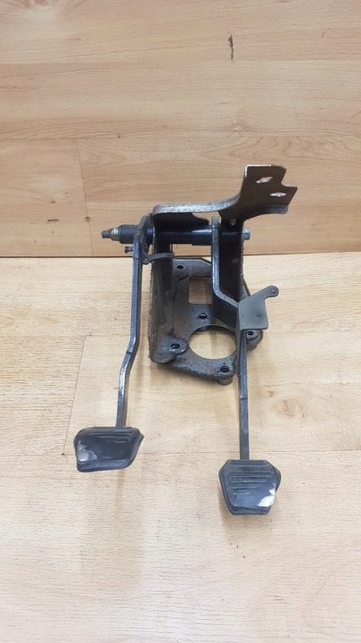 фото №1, Педаль сцепления тормоза ford transit mk6 рестайлинг