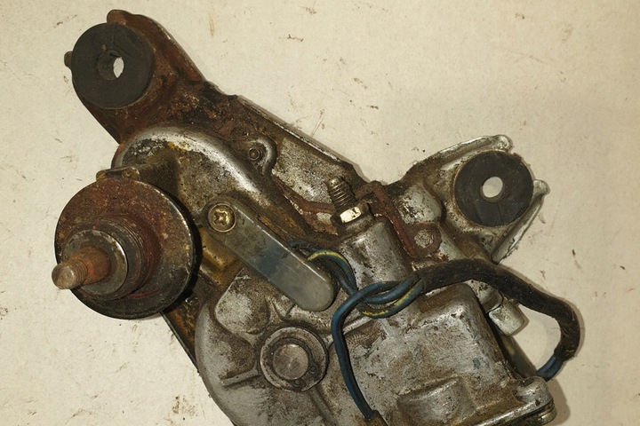 фото №8, Двигунчик механізму двірник toyota corolla _e10_ 8511013050 1992