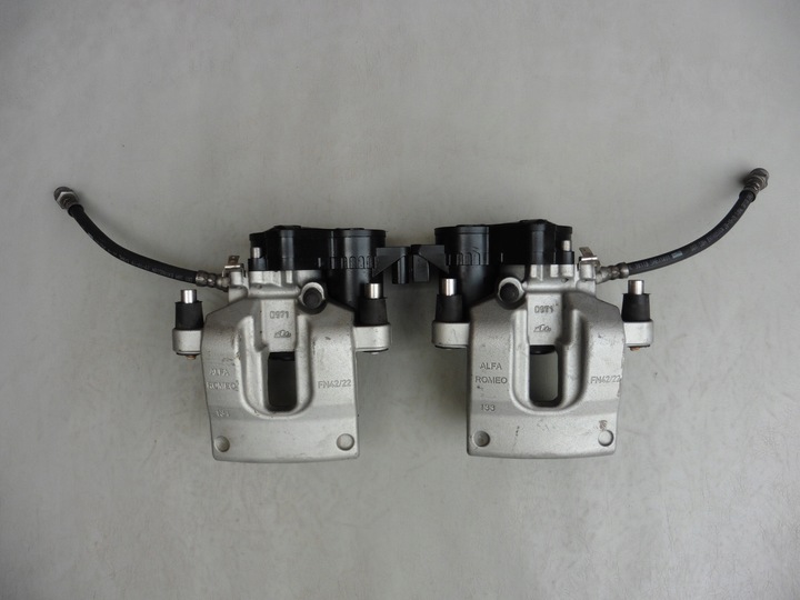 фото №1, Супорт гальмівний правий зад шланг alfa romeo giulia fn42/22