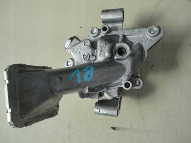 фото №1, Насос масла toyota c-hr 1.8 гібрид