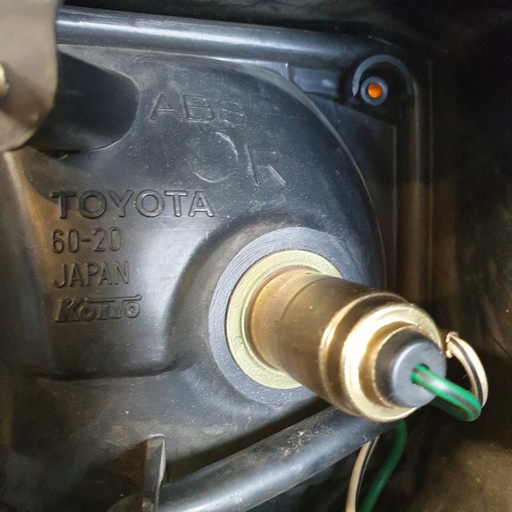 фото №13, Поворотник поворотник toyota land cruiser j70 oem номер eu