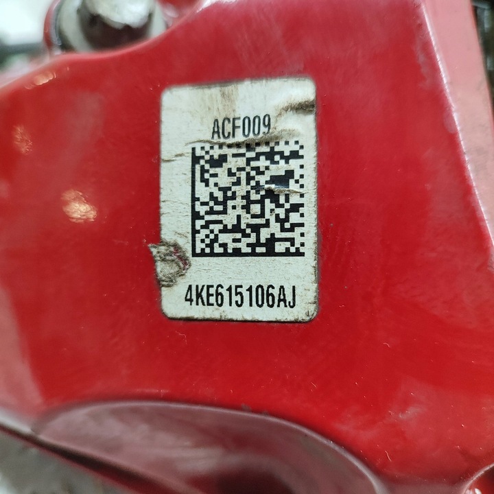 фото №8, Audi q8 2023 правая сторона суппорт тормозной переднее