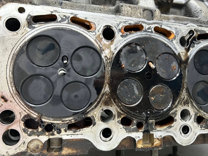 фото №8, Головка двигуна audi q7 4l 2008 3.0 tdi 0594b