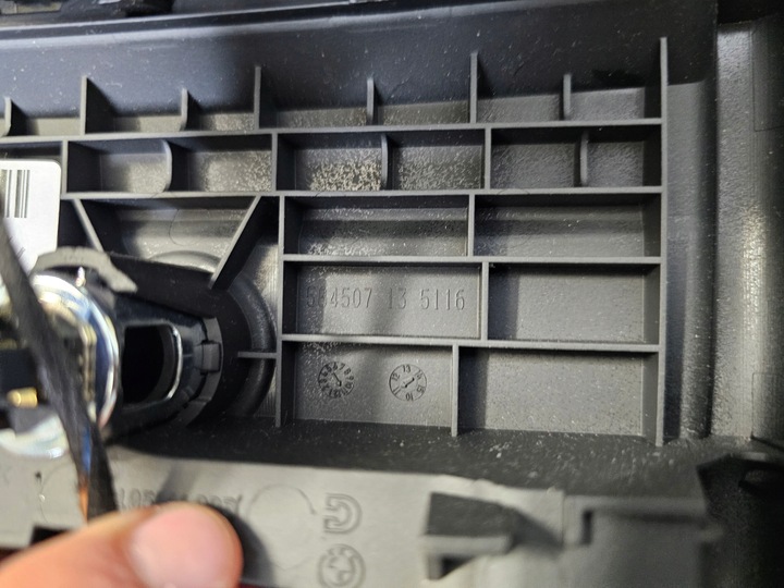 фото №9, Решётка воздуховод заглушка зад bmw f32 f30 f31 f80