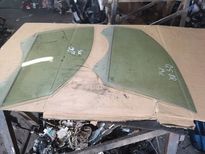 фото №1, Стекло дверь правые перед audi q5 8r 2013r