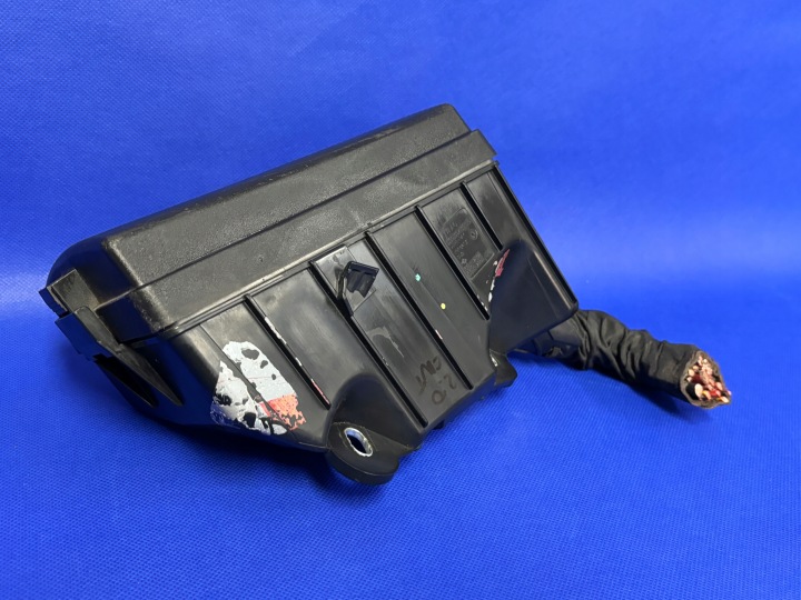 фото №8, Коробка корпус запобіжників оригінал audi a3 8v 5q0907361c oem