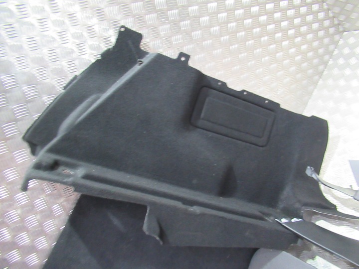 фото №6, Range rover velar елементи багажника оббивка