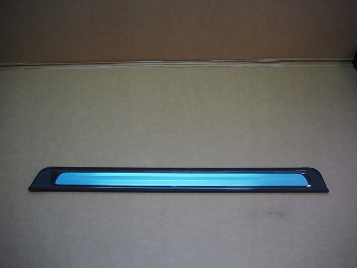 фото №1, Audi tt 8s планка пороговая левая 8s0853491b