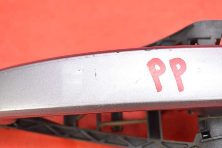 фото №11, Ручка правая перед передняя z166 24463524 opel corsa d 06-11