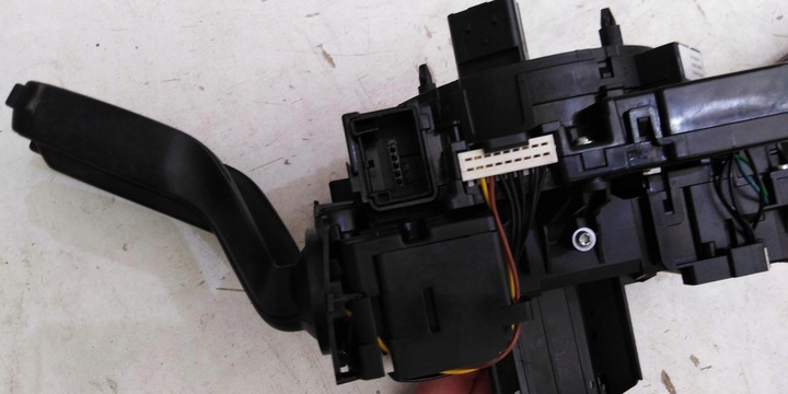 фото №11, Audi q3 83a подрулевые рычаги лента 82a953521gd 5q1953549d