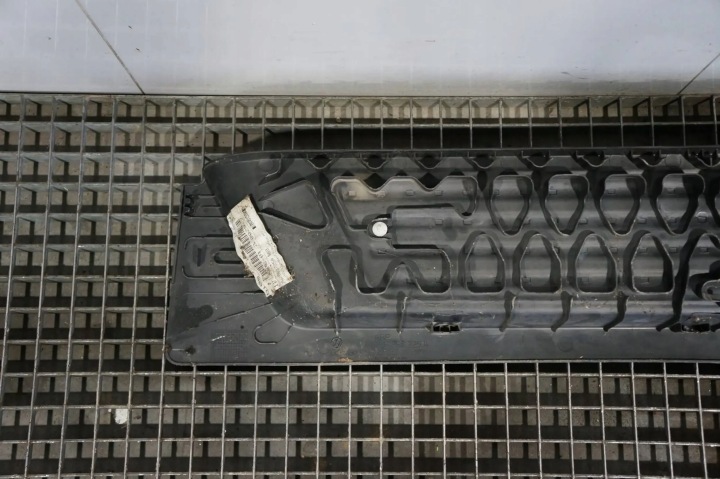 фото №5, Градус двері зсувних праве зад vw transporter t5 caravelle 7h0863725a