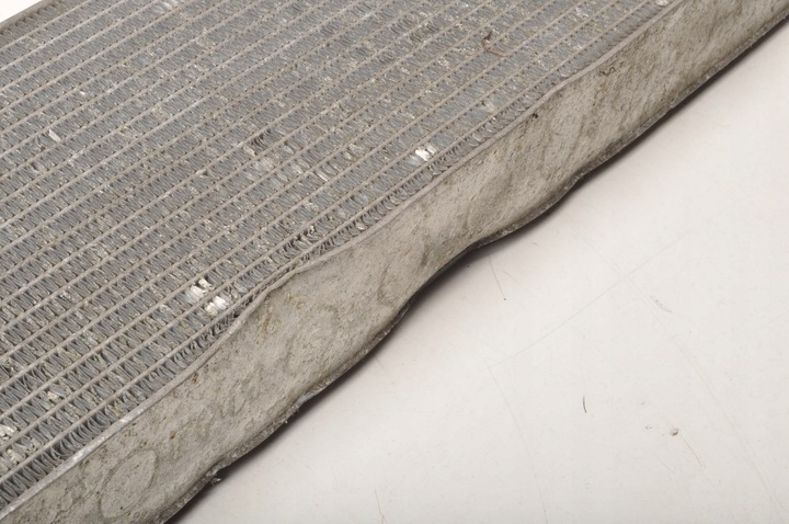 фото №8, Audi a4 b9 1.4 tfsi 150km радиаторов воздуха интеркулер 8w0145804a