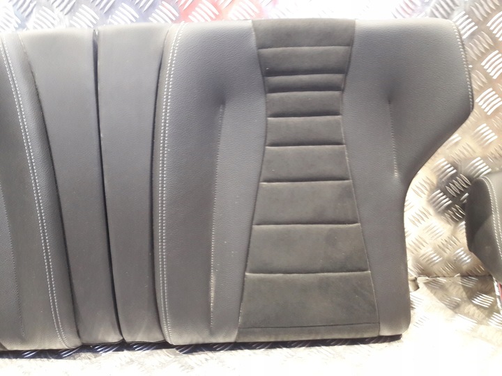 фото №12, Mercedes e w238 2017r диван зад підголівник