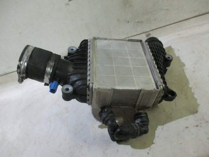 фото №7, Радиаторов интеркулер jaguar xe xf f- pace gx73-6k775-af