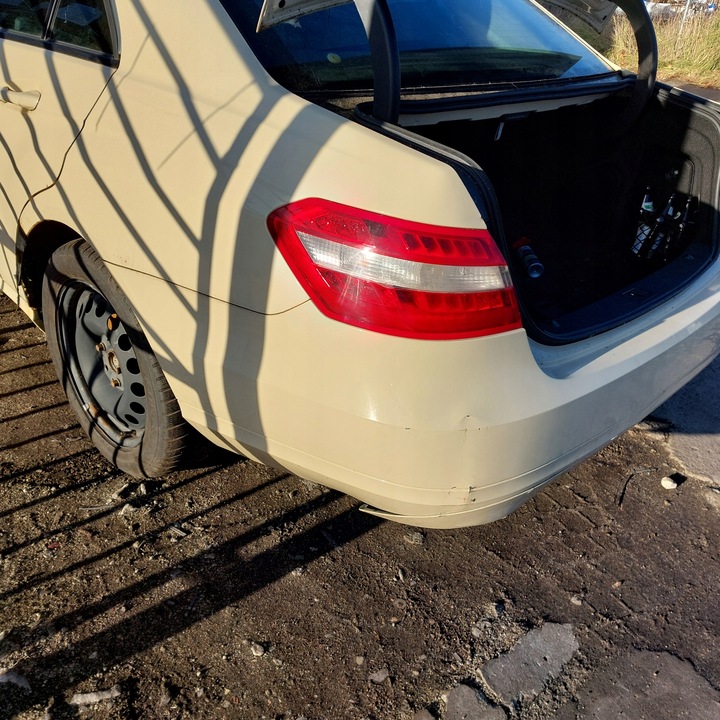 фото №7, Mercedes e-klasa w212 sedan бампер задний код краски c623