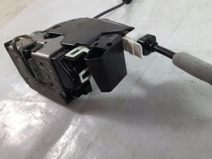 фото №7, Mercedes glk x204 09-15 замок двері лівий перед a0997200135 usa