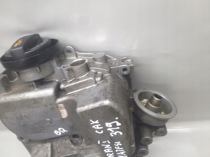 фото №11, Корпус розподільний вал 1.4 tsi cax vw touran golf vi passat altea 03c109211bq