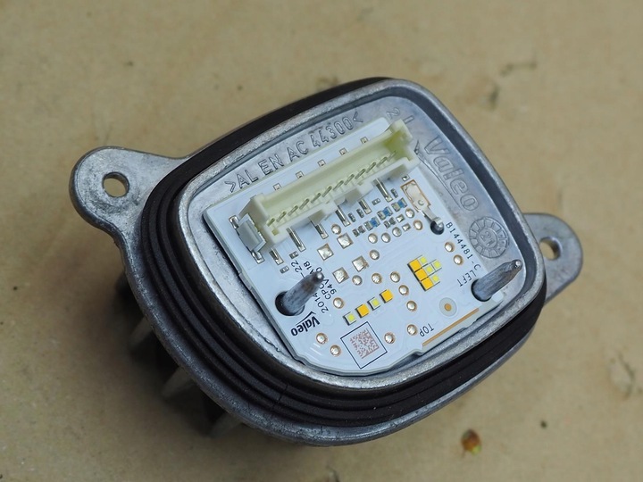 фото №13, Преобразователь модуль лампы левая opel corsa f 19-