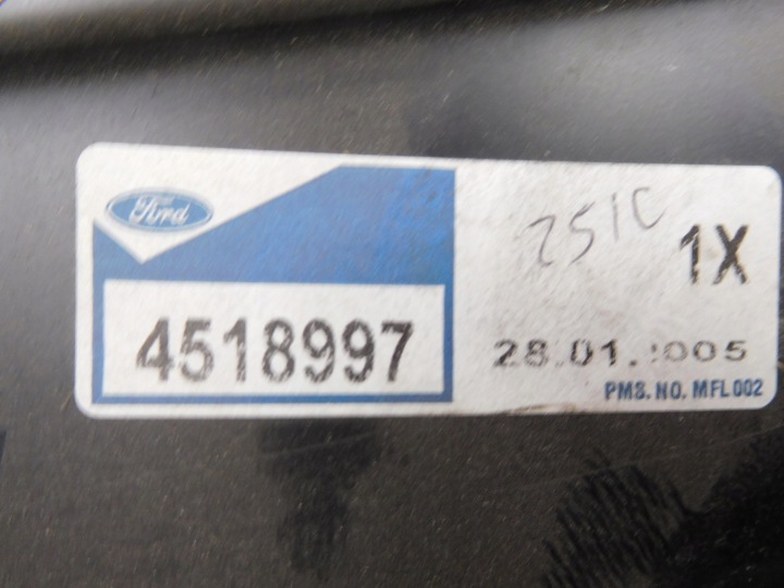 фото №8, Рамка стёкла задней ford focus 98/05 oem номер 4518997