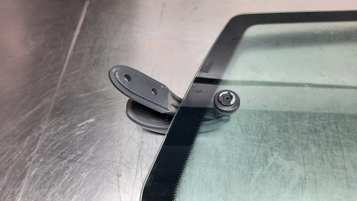 фото №3, Стекло кузовная правая зад fiat punto ii 1.2b 02r 3d