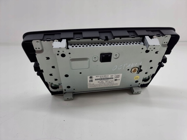 фото №5, Skoda octavia mk3 5e 2015 панель / радиопроигрыватель cd/dvd/gps