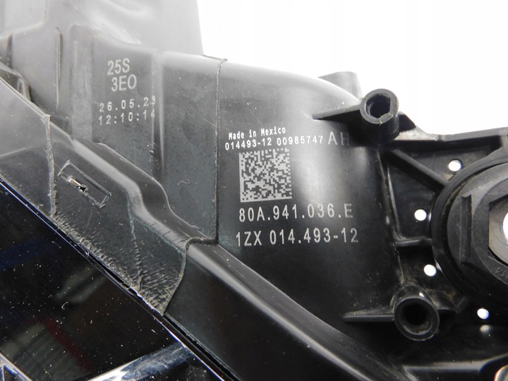 фото №16, Audi q5 80a рестайлінг лампа права matrix 80a941036e зчеплення комплектна