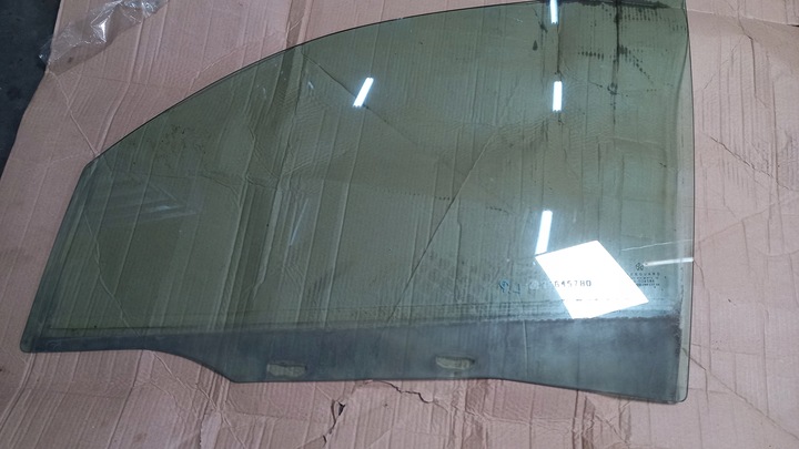 фото №2, Скло ліва перед chrysler cruiser 2.0kat 01r
