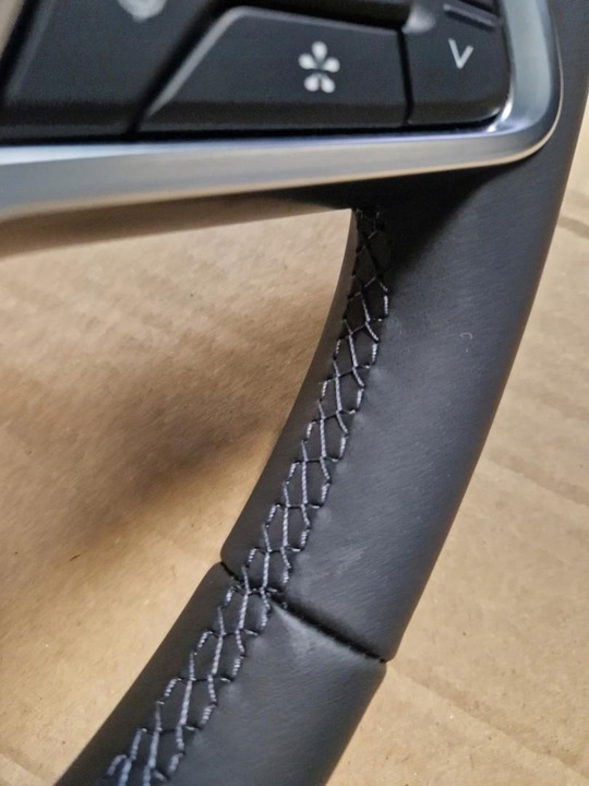 фото №10, Руль кожа renault clio v 484004868r