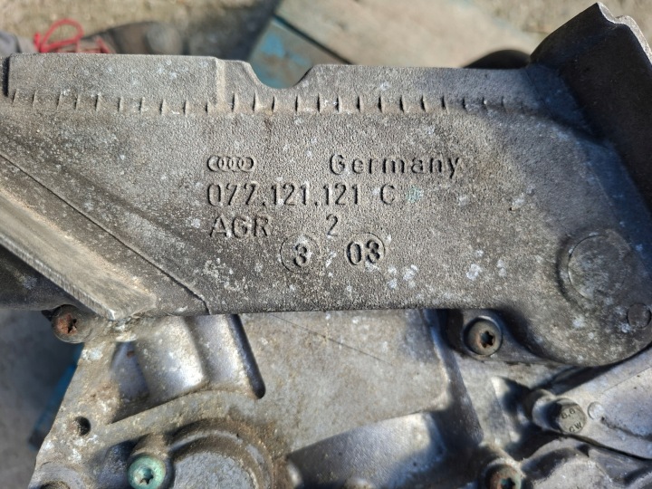 фото №16, Audi a8 d3 4.2 v8 bfm блок  двигуна 077103109am