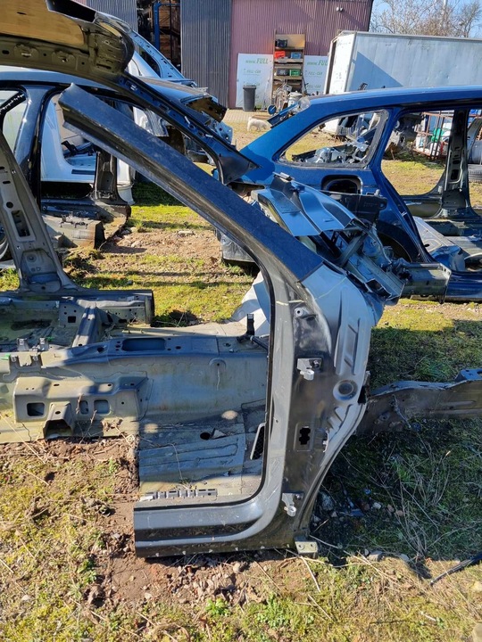 фото №1, Vw tiguan ii 5nn четверть правые стойка дверь уголок порог